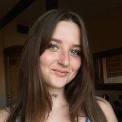 tutor a carnate - Rebecca