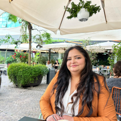 tutor a Latina - Jaswinder Kaur