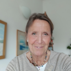 tutor a voghera - LIVIA CLAUDIA