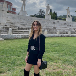 tutor a montecalvo irpino - Sara