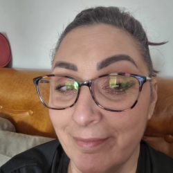 immagine del tutor Elisabeth