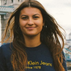 tutor a MILANO (MI) - Alessia
