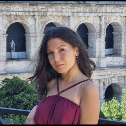 tutor a SALERNO - Ilaria