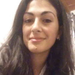 tutor a Perugia, ferro di cavallo - Nora