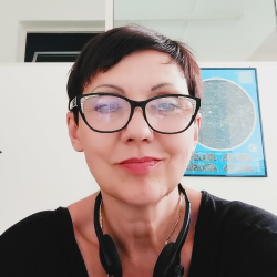 tutor a Ricadi - Larysa