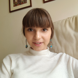 tutor a Riposto/Giarre - Asya Petrova