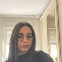 tutor a Qualiano - Emanuela