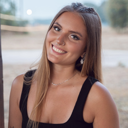 tutor a latina - Aurora