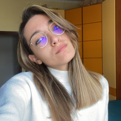 tutor a Portici - Carlotta