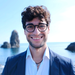 tutor a Acicastello - Simone
