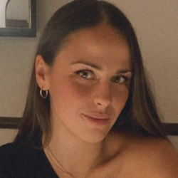 tutor a peschiera borromeo (MI) - Chiara