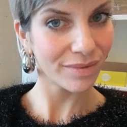 tutor a Viareggio - Maria Rosaria
