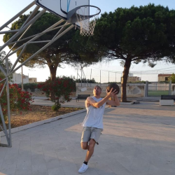 immagine del tutor Enrico