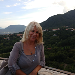tutor a Mercogliano - stefania