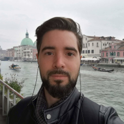 Carlo T. insegnante di Aiuto compiti