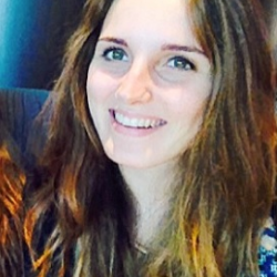 Roberta M. insegnante di Aiuto compiti