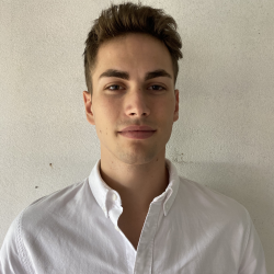 Bruno M. insegnante di Aiuto compiti
