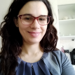 Maria C. insegnante di Algebra
