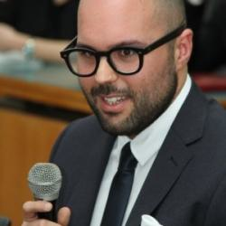 Giovanni B. insegnante di Aiuto compiti