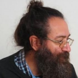 Santiago V. insegnante di Analisi 1