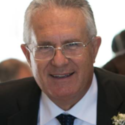 Raffaele M. insegnante di Informatica