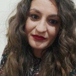 Antonella F. insegnante di Algebra