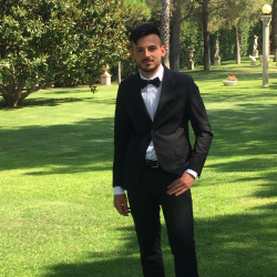 Simone M. insegnante di Francese