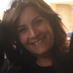 Maria Rosa V. insegnante di Aiuto compiti