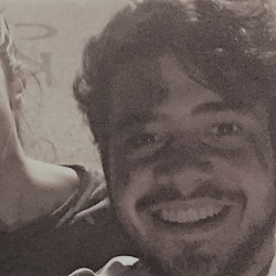 Luca B. insegnante di Aiuto compiti