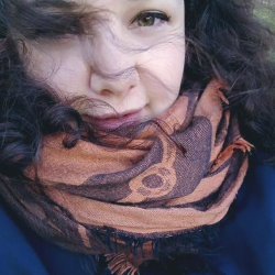 Alessia A. insegnante di Aiuto tesi