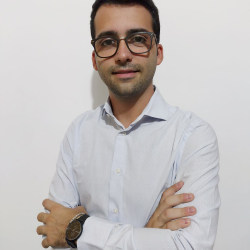 Andrea M. insegnante di Economia politica