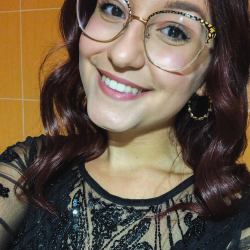 Krissy M. insegnante di Aiuto compiti