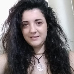 Lavinia B. insegnante di Aiuto compiti