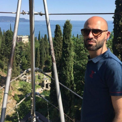 Valentino D. insegnante di Analisi 1