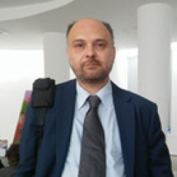 Francesco C. insegnante di Aiuto compiti