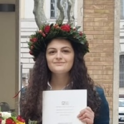 Maira C. insegnante di Aiuto compiti