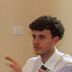 Giacomo P. insegnante di Economia aziendale