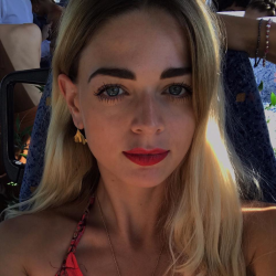 Ilaria S. insegnante di Aiuto compiti
