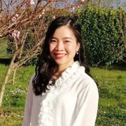 Ana L. insegnante di Aiuto tesi