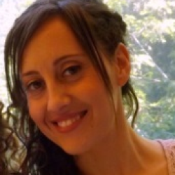 Gloria M. insegnante di Aiuto tesi