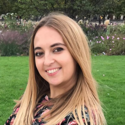 Sara A. insegnante di Aiuto compiti