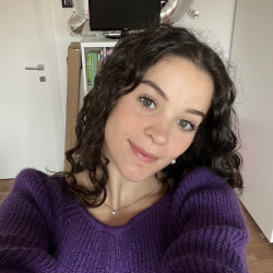 Nicole R. insegnante di Algebra