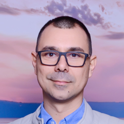 Luca A. insegnante di Aiuto compiti