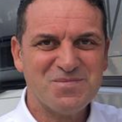 Joe R. insegnante di Aiuto compiti