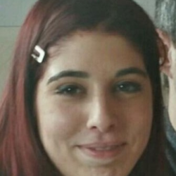 Roberta M. insegnante di Aiuto compiti