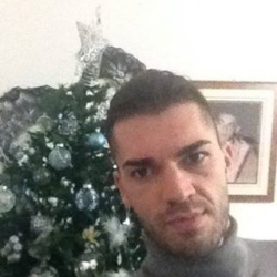 Simone C. insegnante di Algebra