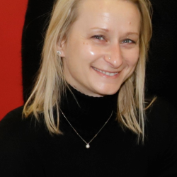Alessandra M. B. insegnante di Aiuto compiti