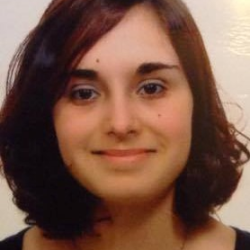 Martina R. insegnante di Aiuto tesi
