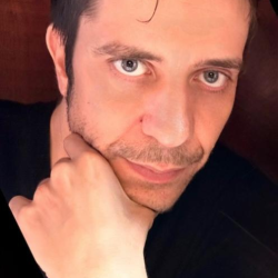 Lorenzo M. insegnante di Italiano