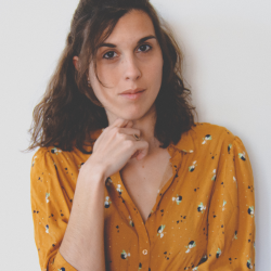 Francesca R. insegnante di Geografia